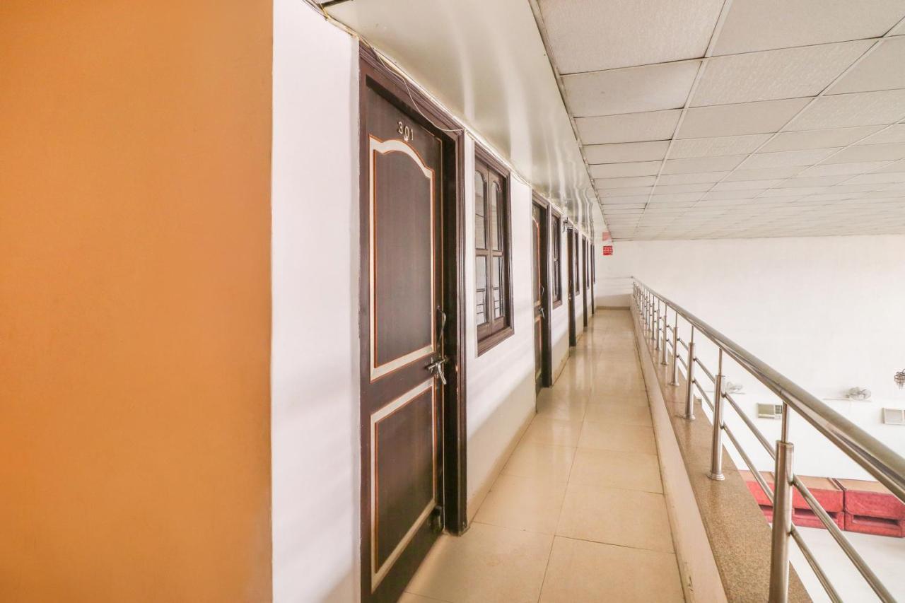 OYO 66888 Gomti Resorts Alīgarh Eksteriør bilde